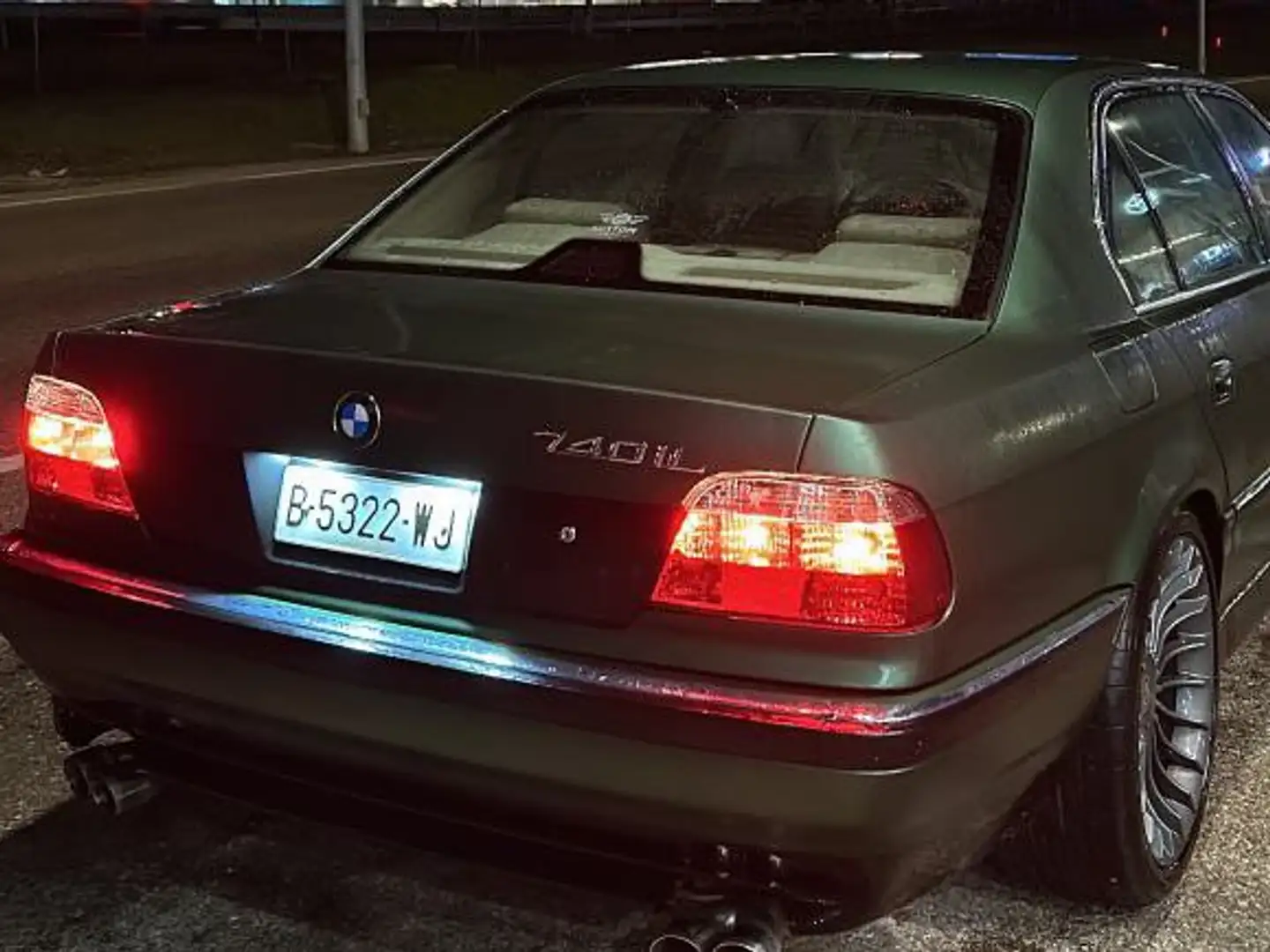 BMW 740 740iL Green - 2