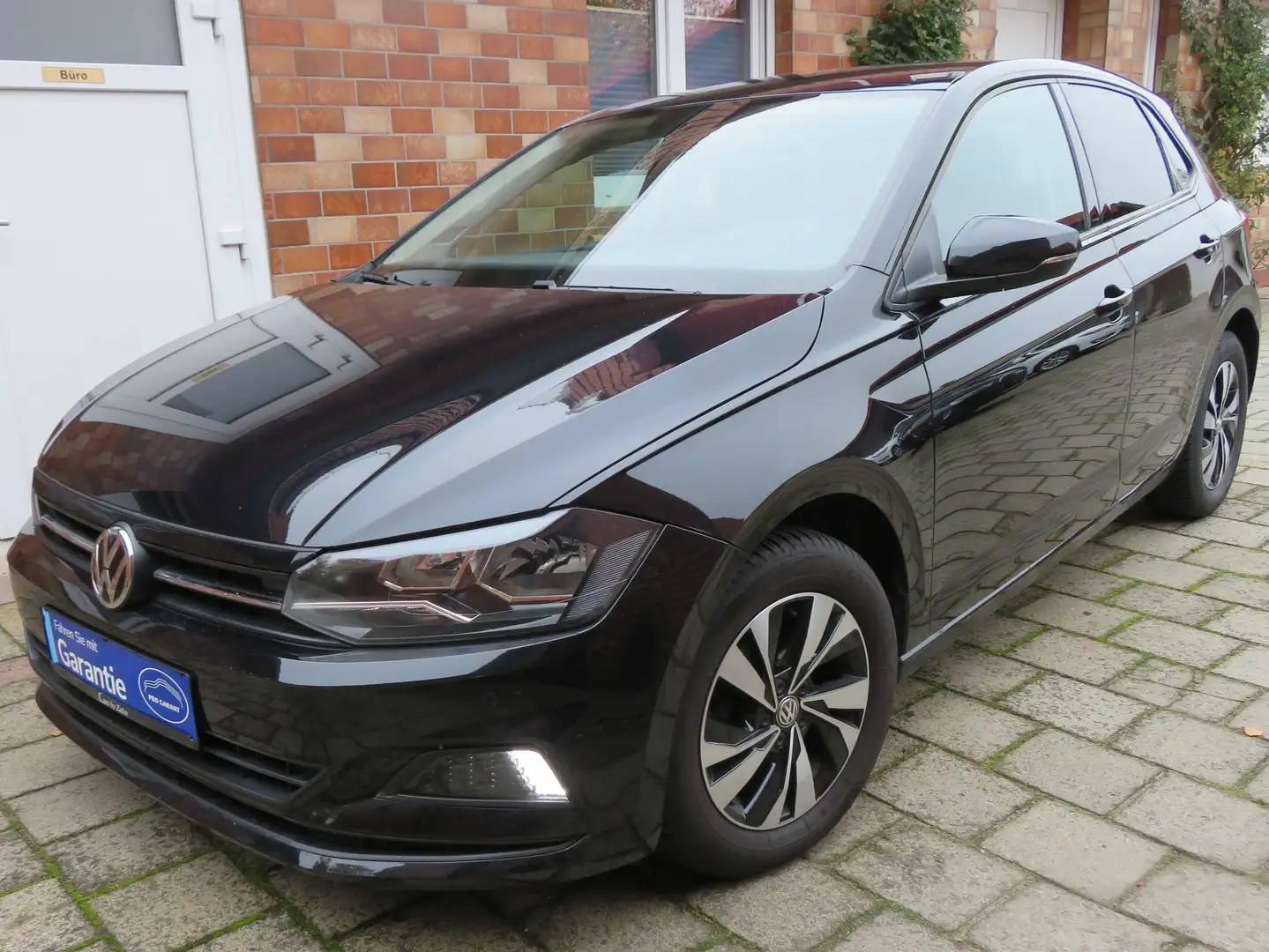 Volkswagen Polo Comfortline DSG Inkl. Garantie Schwarz - 1