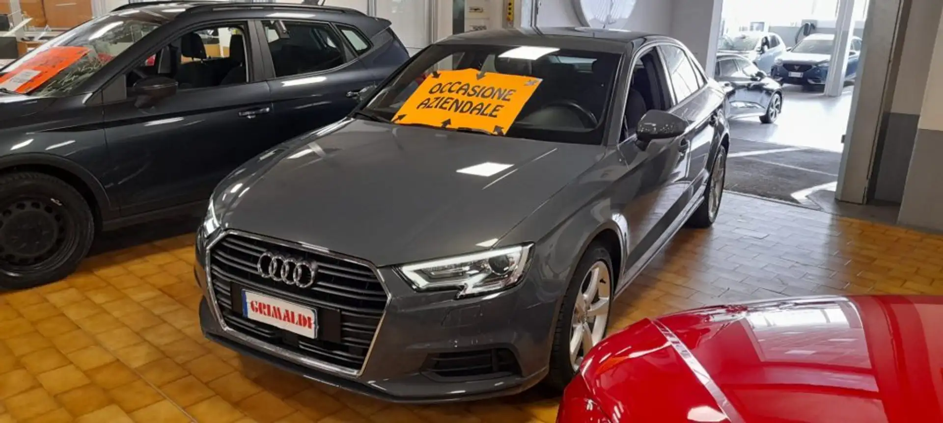 Audi A3 Sedan 30 TDI S tronic Business Grigio - 1