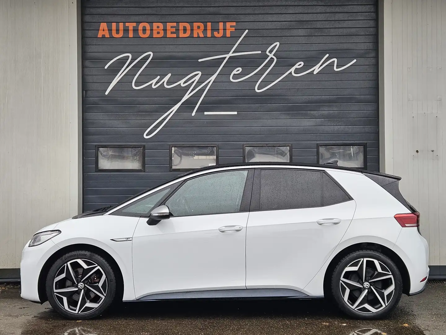 Volkswagen ID.3 First Plus 58 kWh|Camera|Stoel-Stuur verwarming|SO Weiß - 2