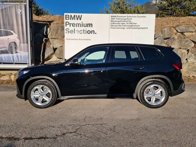 BMW iX1 xDrive30 Ansicht 3