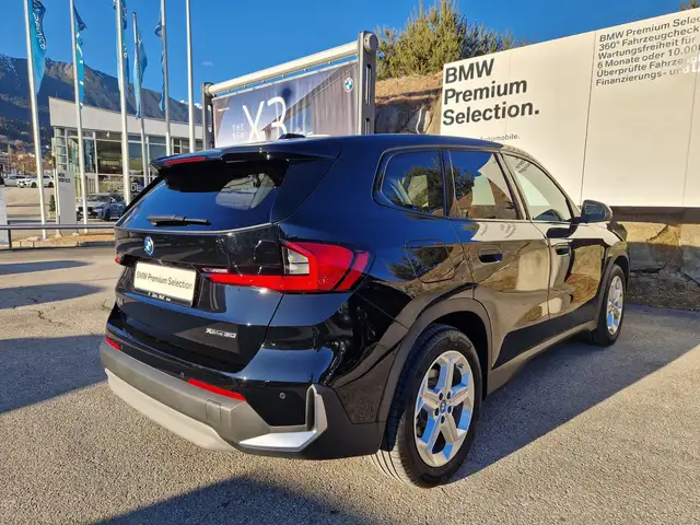 BMW iX1 xDrive30 Ansicht 17