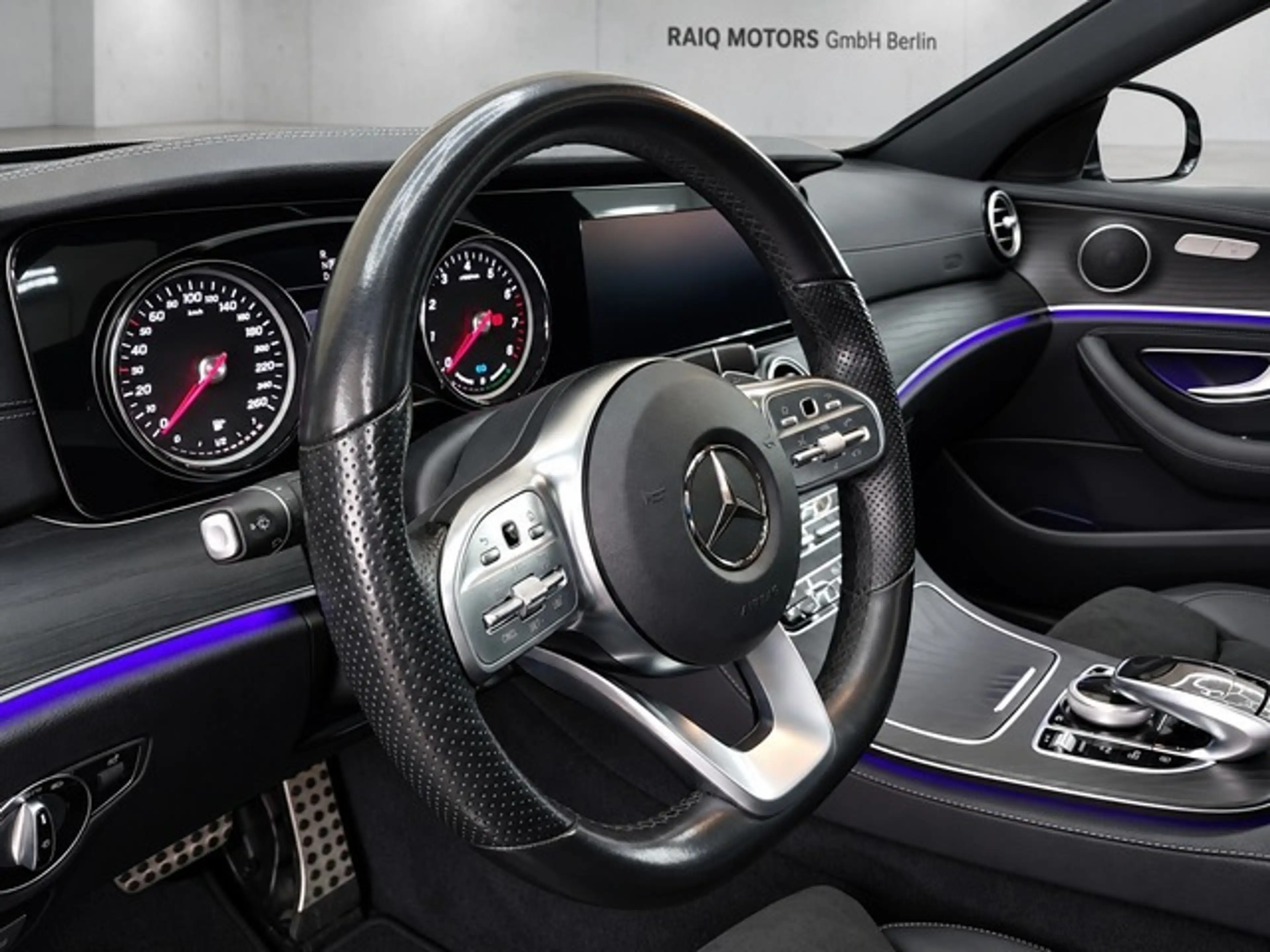 Mercedes-Benz E 300 9G AMG Line WIDE — photo 8