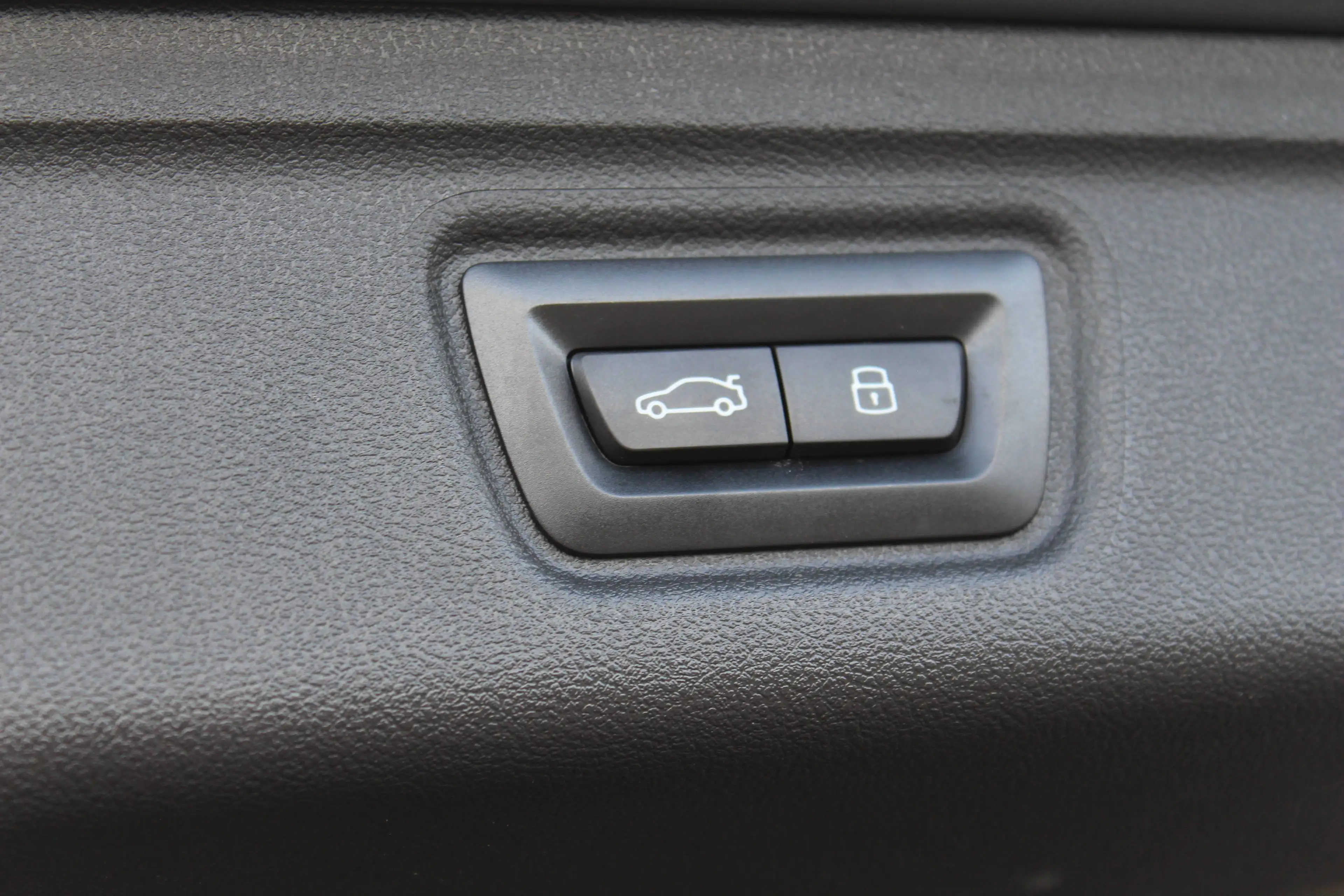 BMW 318 Touring LCi2 M Sport | Leder M Sportstoelen | 848M | Comfort Access | Curved Display — photo 15