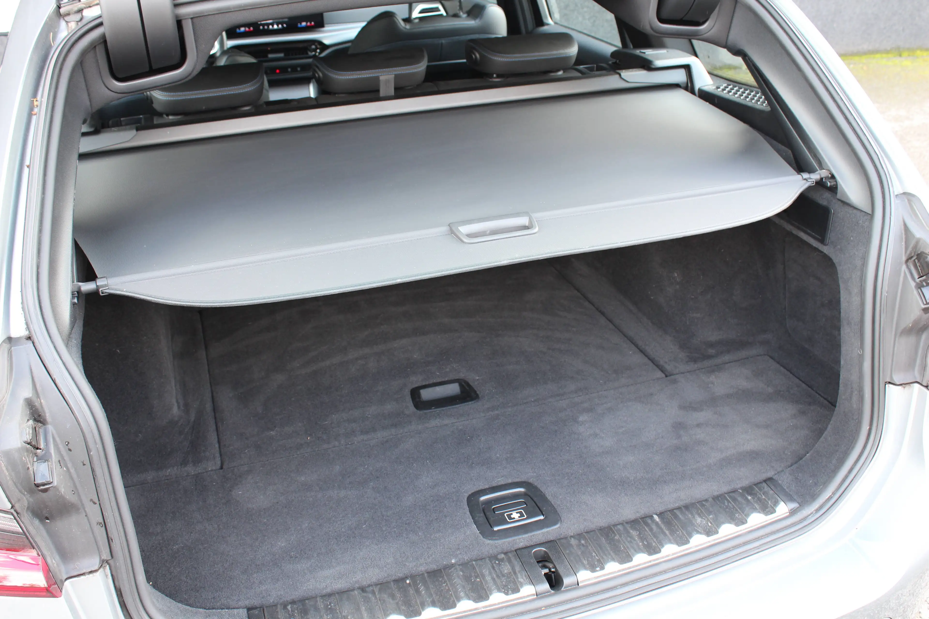 BMW 318 Touring LCi2 M Sport | Leder M Sportstoelen | 848M | Comfort Access | Curved Display — photo 14