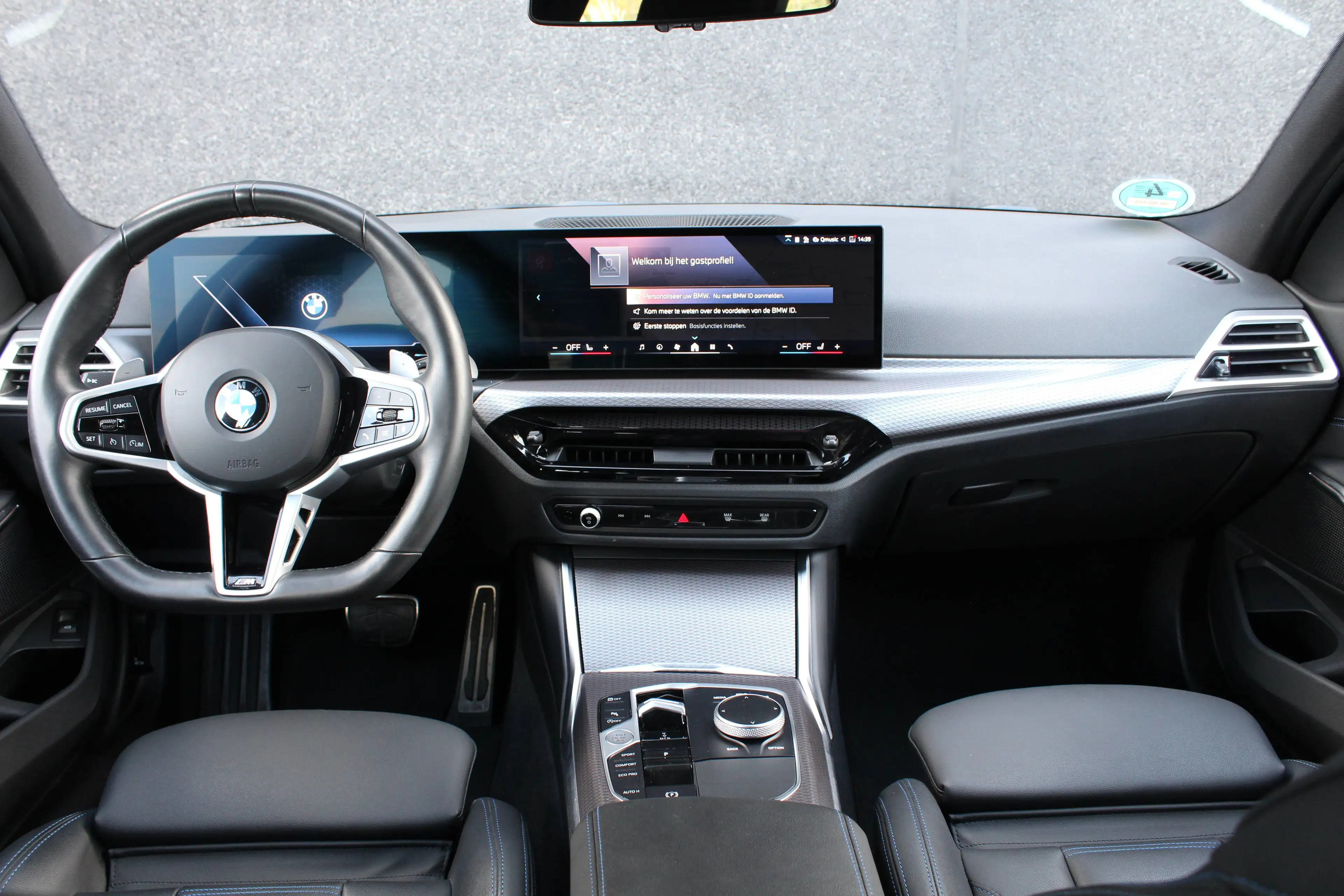 BMW 318 Touring LCi2 M Sport | Leder M Sportstoelen | 848M | Comfort Access | Curved Display — photo 17