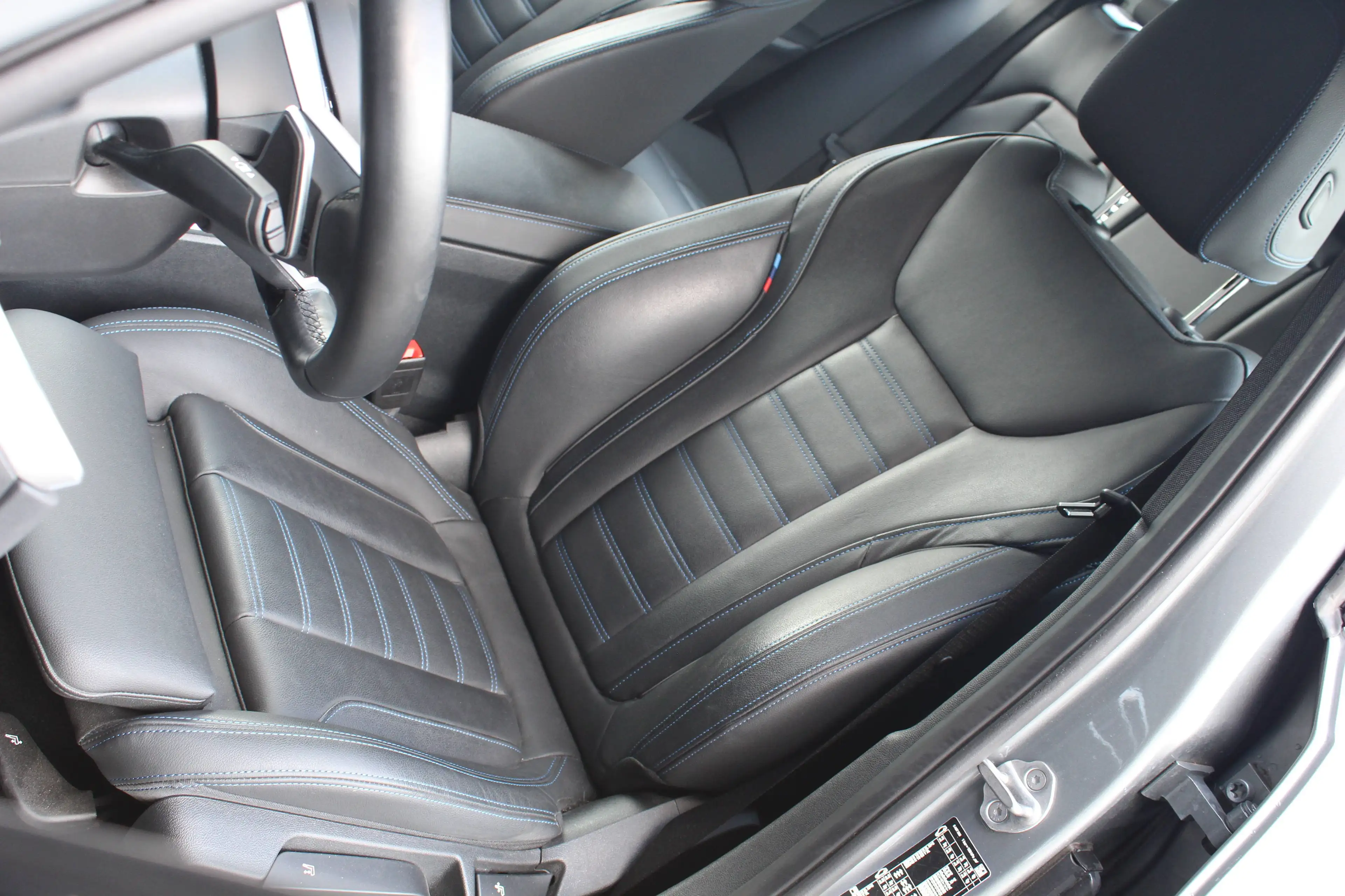 BMW 318 Touring LCi2 M Sport | Leder M Sportstoelen | 848M | Comfort Access | Curved Display — photo 10