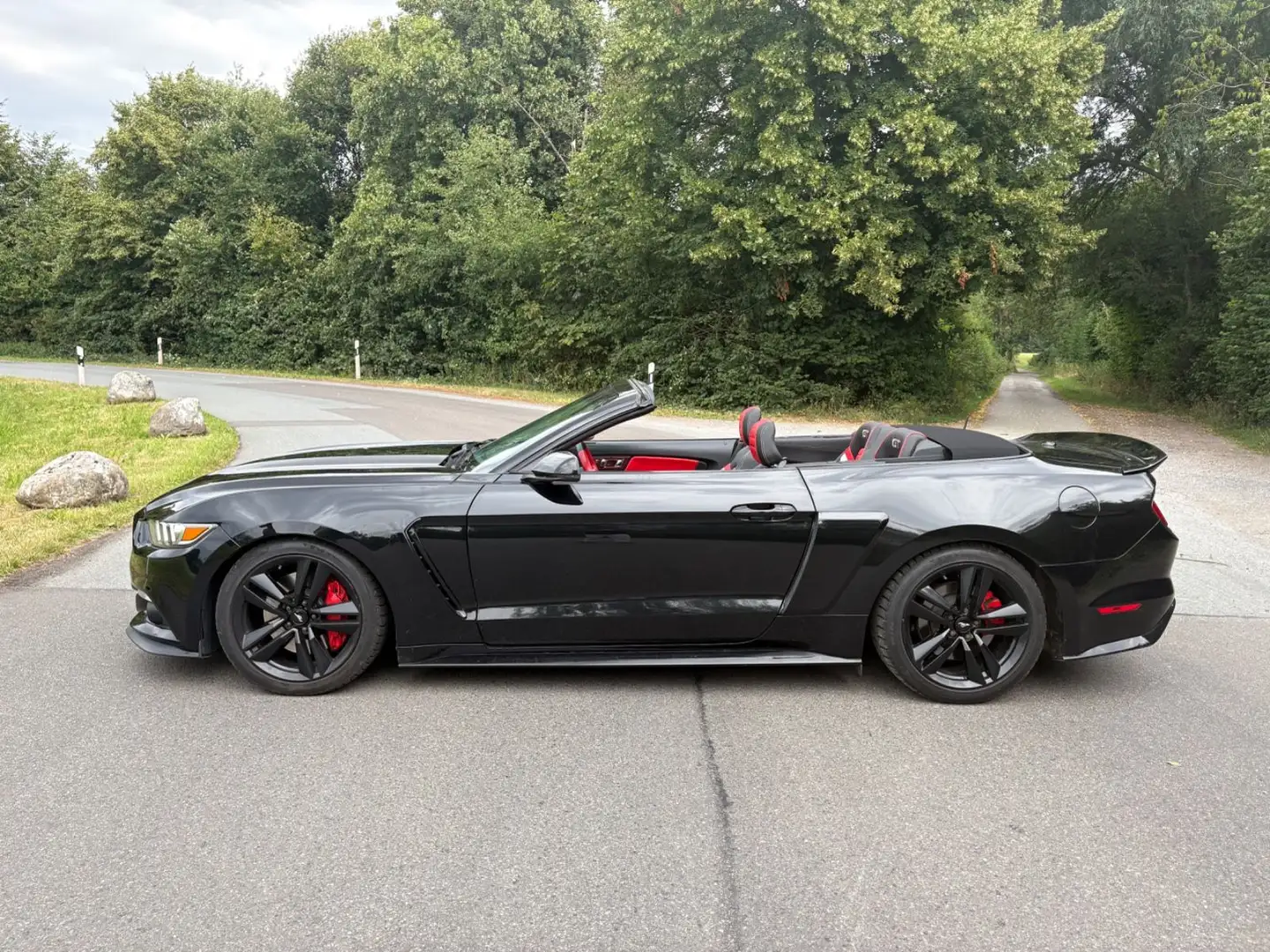 Ford Mustang 5.0 GT Premium/R.kamera/Garantie/ Schwarz - 2