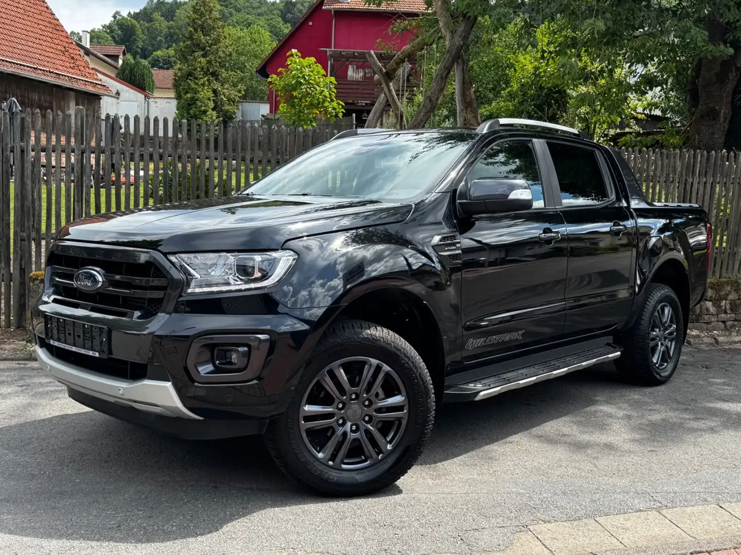 Ford Ranger Wildtrak DoKa 4x4 Aut.*NAVI*AHK*ROLLO*LED Schwarz - 1