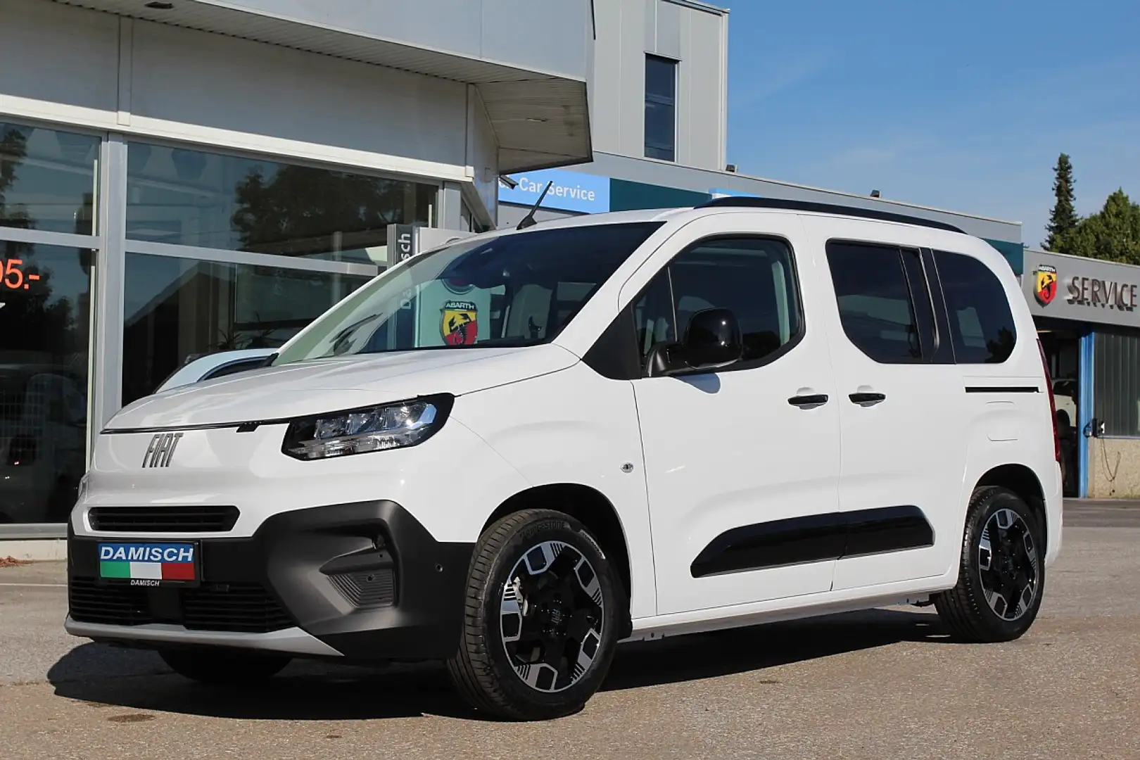Fiat Doblo M BlueHDi 130 S&S Aut. Weiß - 1
