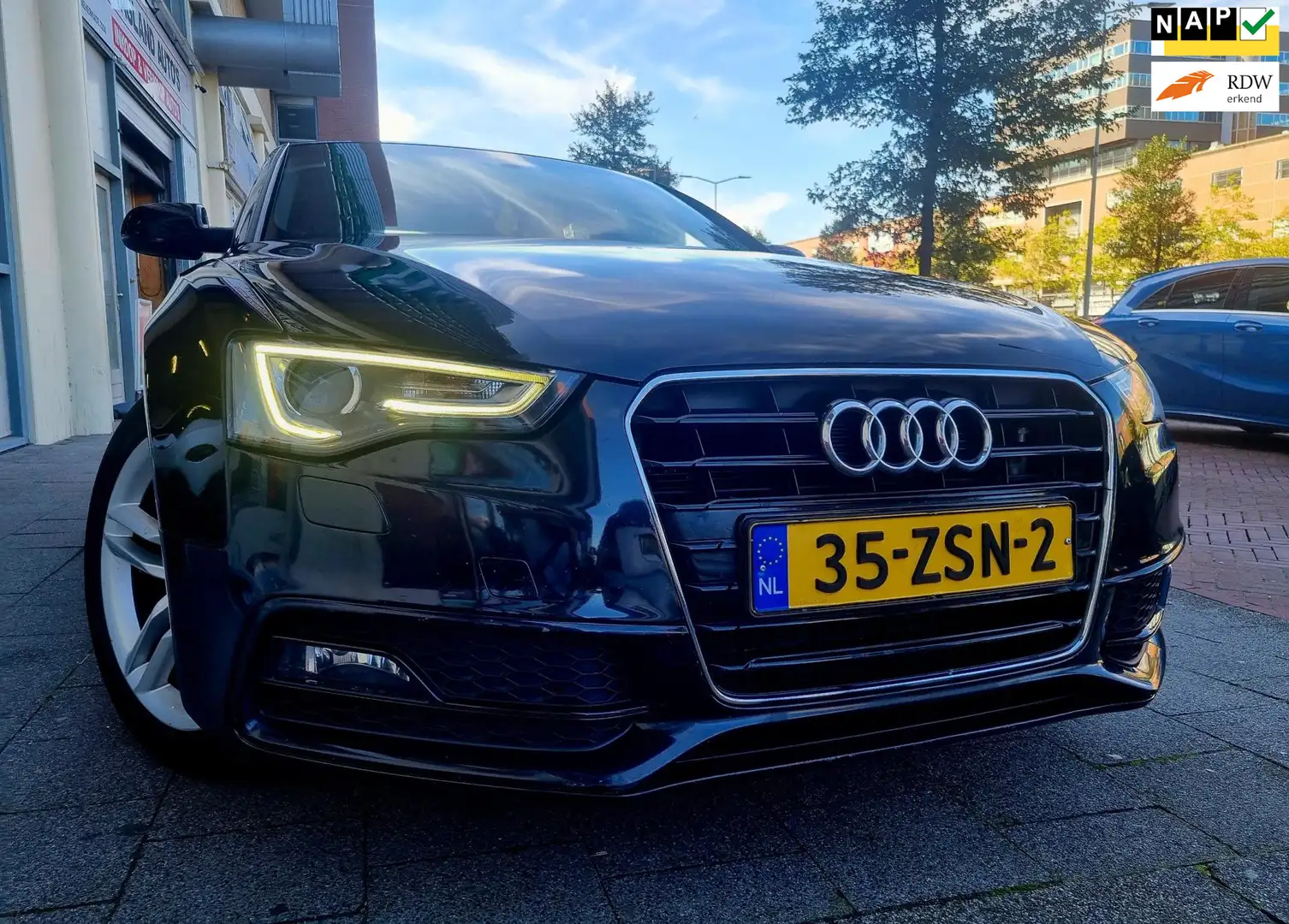 Audi A5 Sportback 1.8 TFSI S-Line Edition Automaat Zwart - 1
