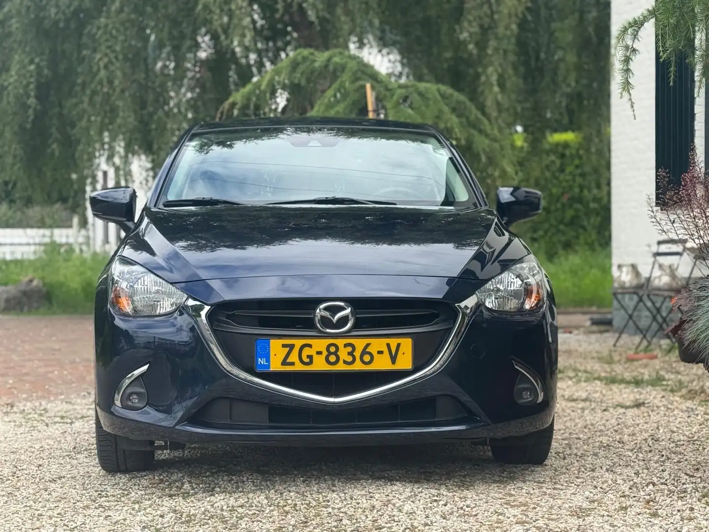 Mazda 2 1.5 Skyactiv-G Sport Selected|73DKM!|Navi|Bluetoot Blauw - 2