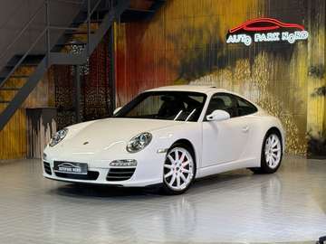 Carrera 4S Coupe EL.GSD~LEDER~NAVI~BOSE~
