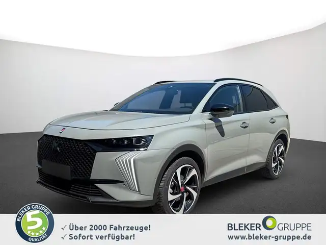 DS Automobiles DS 7 view 2