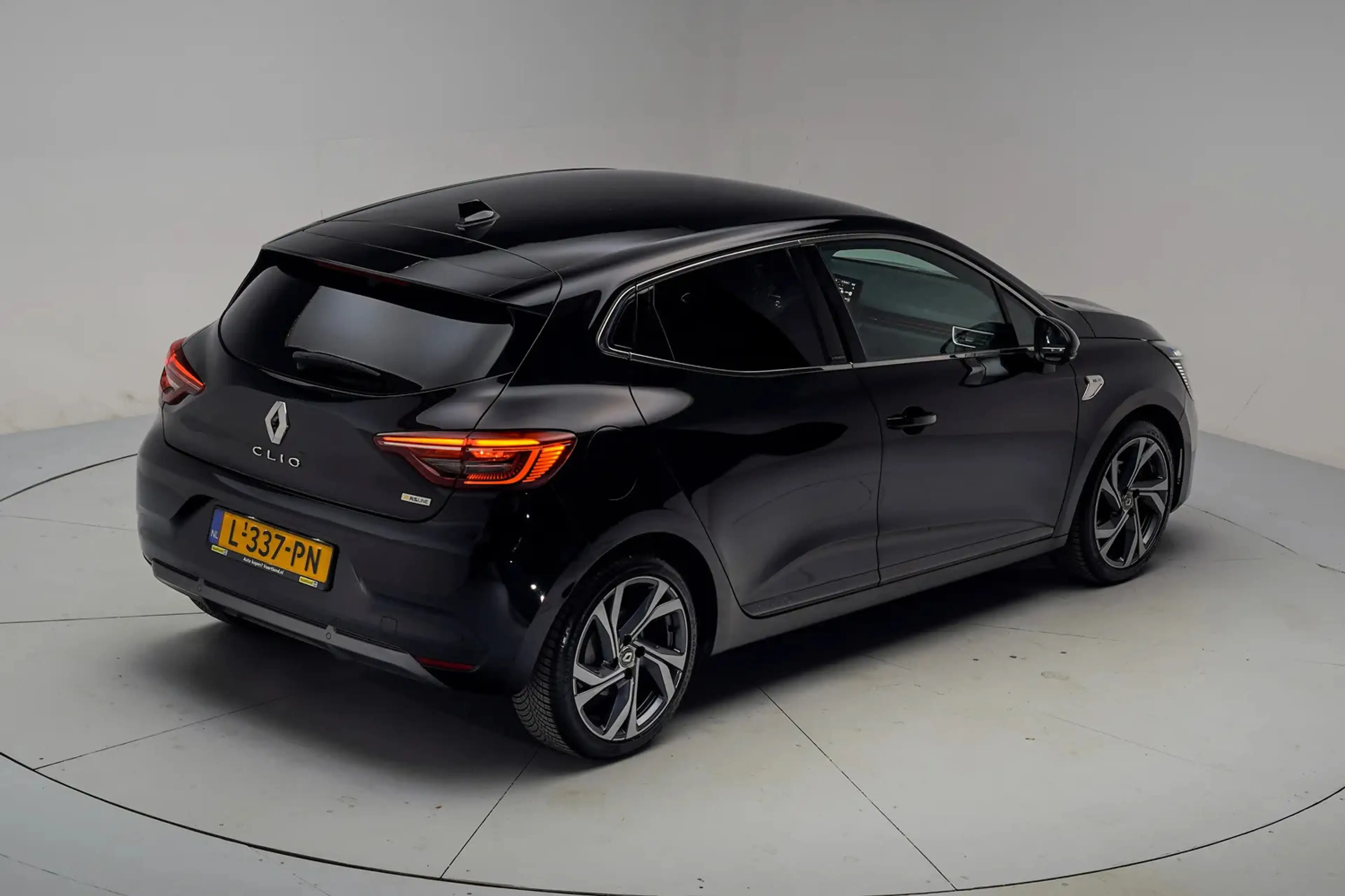 Renault Clio 1.6 E-Tech Hybrid 140pk R.S. Line Aut. [ LED Apple — photo 13