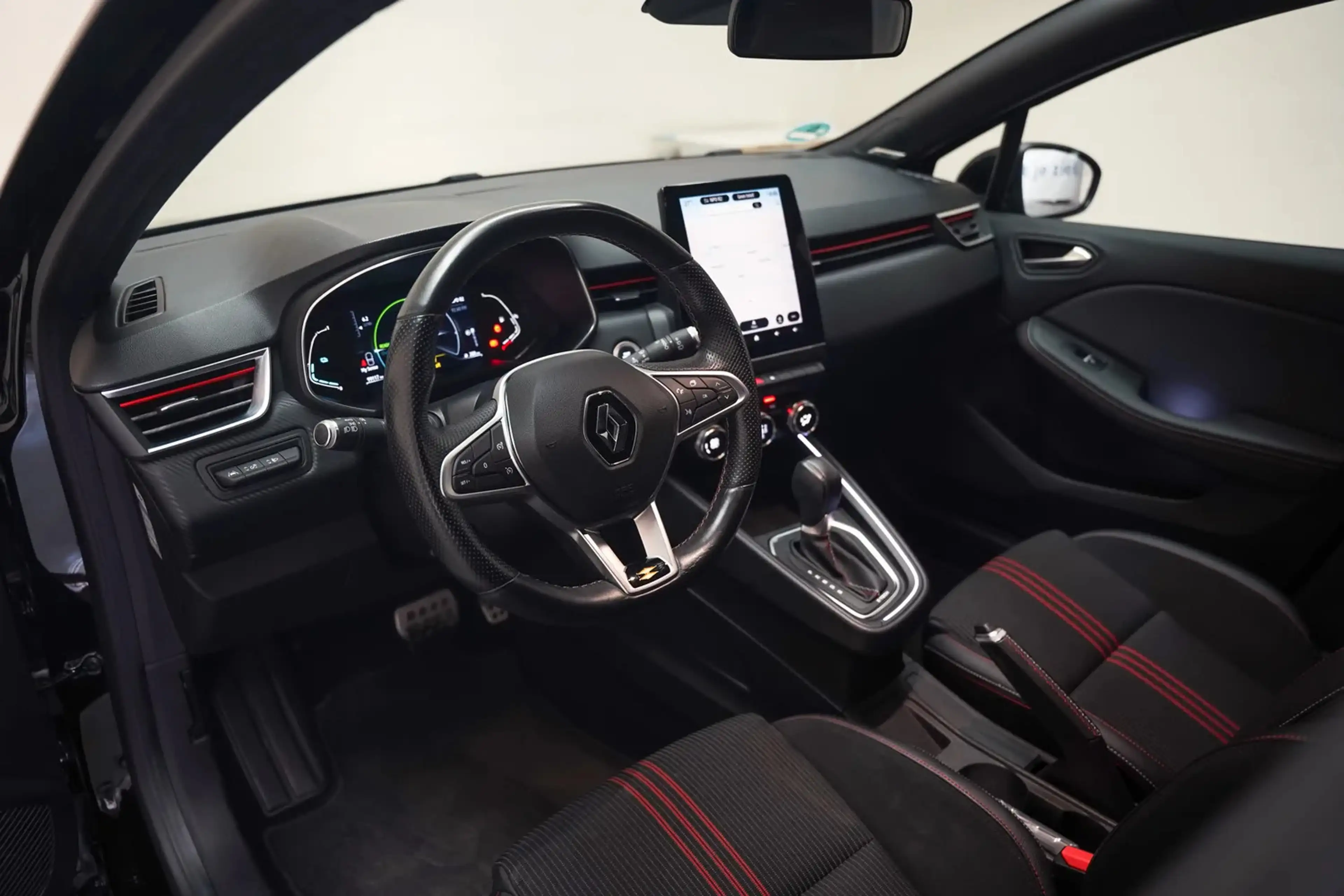 Renault Clio 1.6 E-Tech Hybrid 140pk R.S. Line Aut. [ LED Apple — photo 14