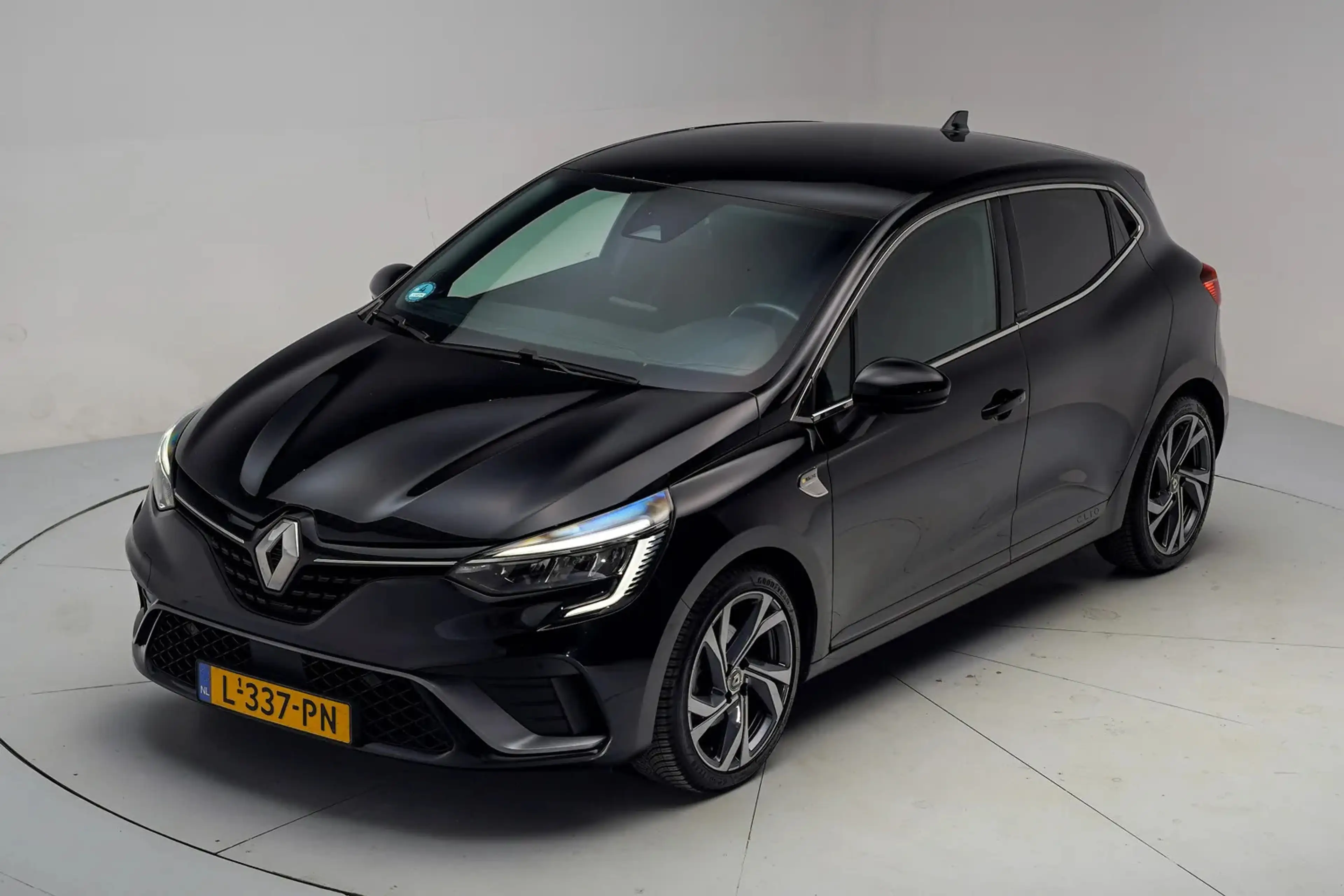 Renault Clio 1.6 E-Tech Hybrid 140pk R.S. Line Aut. [ LED Apple — photo 11