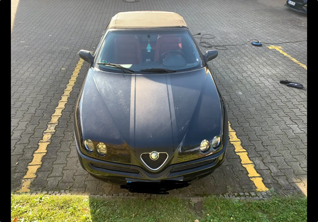 Alfa Romeo Spider 3.0 V6, foto 1