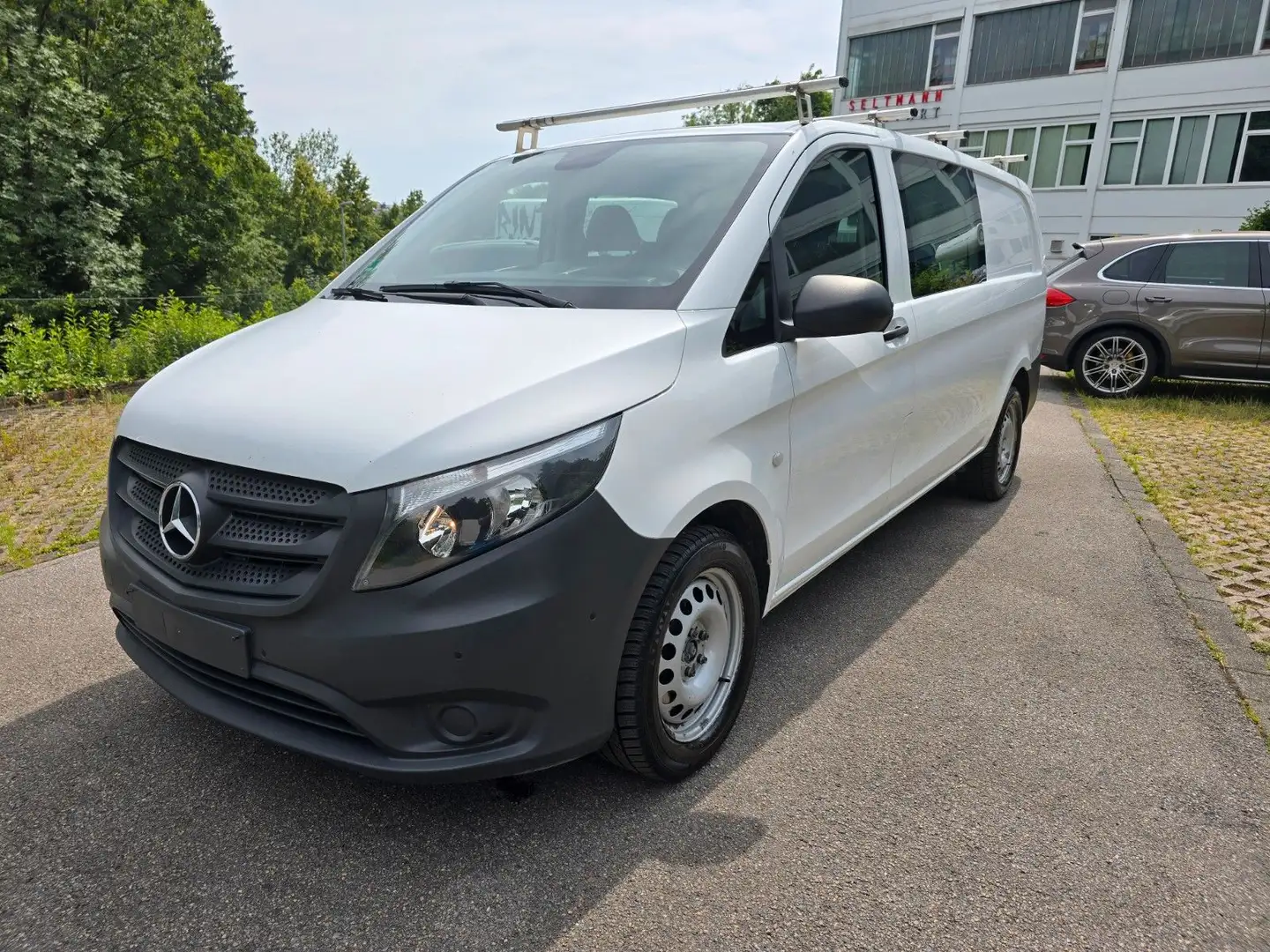 Mercedes-Benz Vito 116 Mixto.6sitze.4x4.Automat.2.5Ahk. Weiß - 2