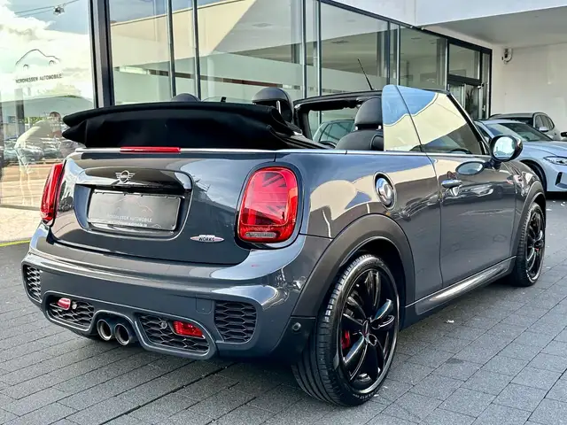 Mini Cooper view 4