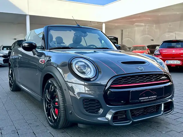 Mini Cooper view 2