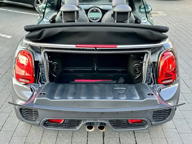 Mini Cooper view 8
