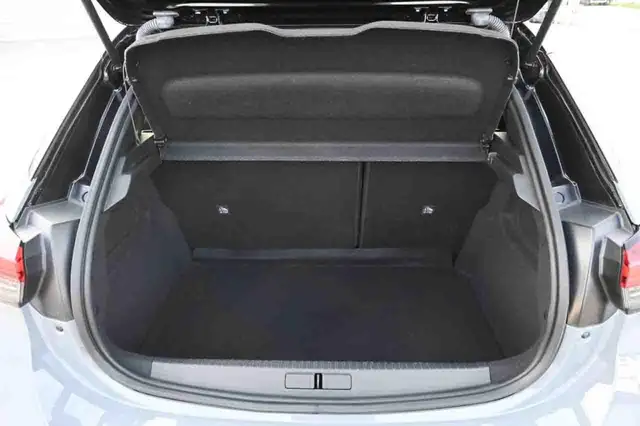 Opel Corsa view 5