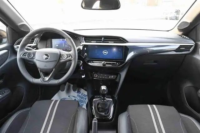 Opel Corsa view 6