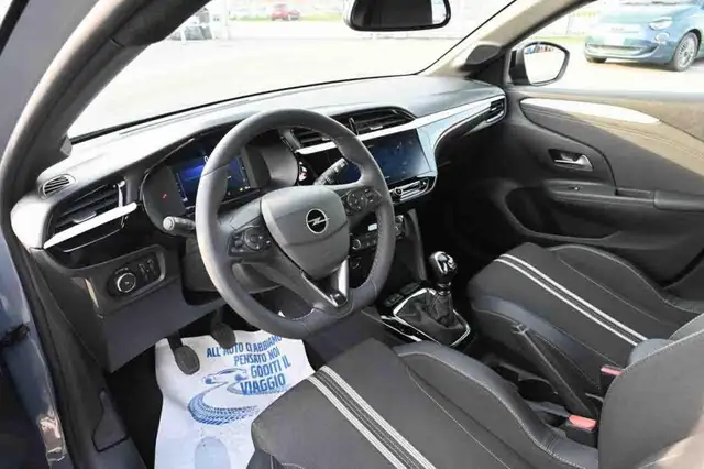 Opel Corsa view 7