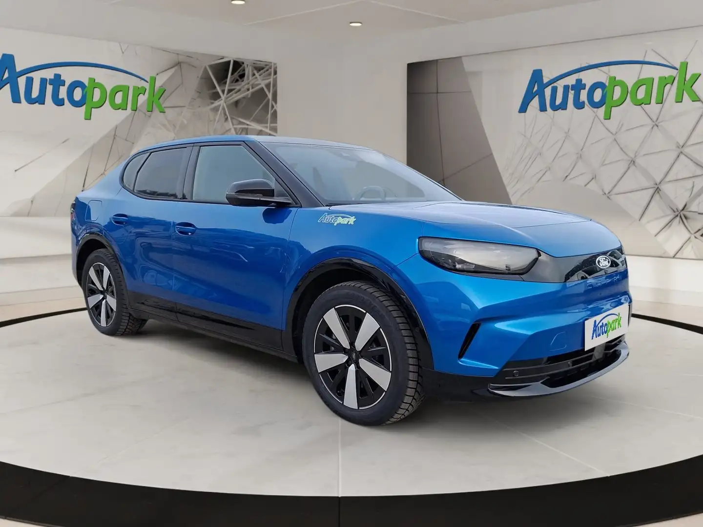 Ford Capri AWD Premium Blau - 1