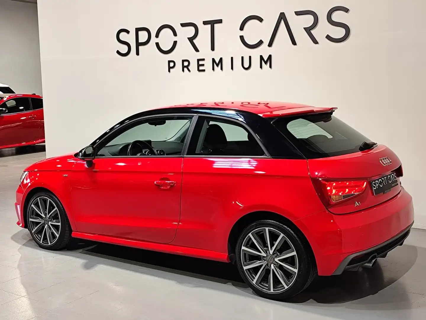 Audi A1 1.4TDI ultra Adrenalin Rot - 2