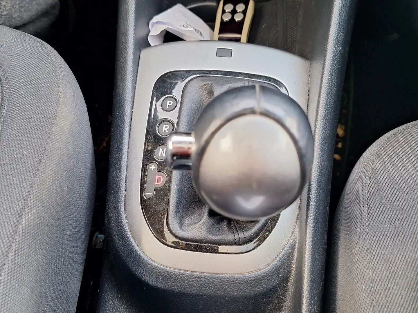 Kia Rio 1.4i Fusion Czerwony - 2