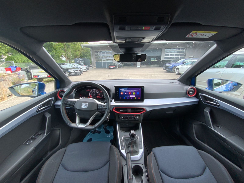 SEAT Arona FR — photo 11