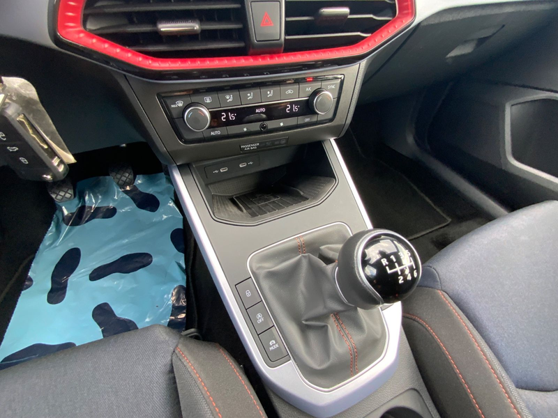 SEAT Arona FR — photo 12