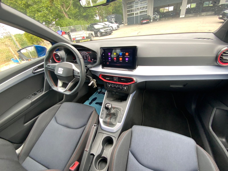 SEAT Arona FR — photo 14