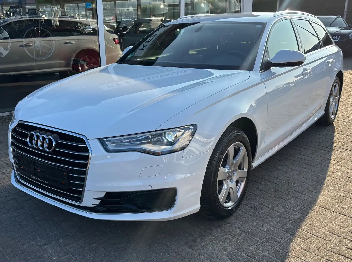 Audi A6 Avant 2.0 TDI ultra Blanco - 1