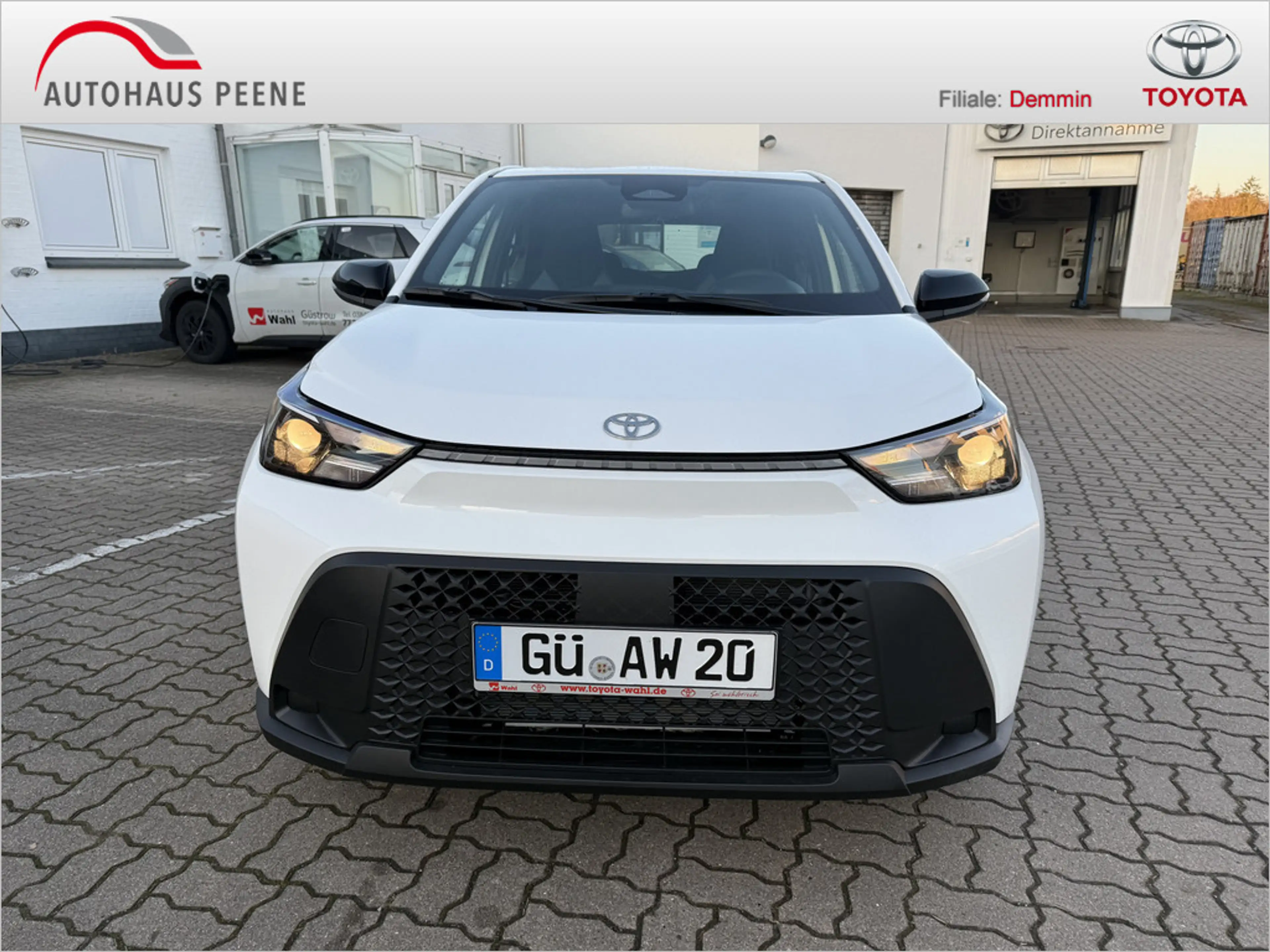 Toyota Aygo X 1.5 Hybrid Pure — photo 5