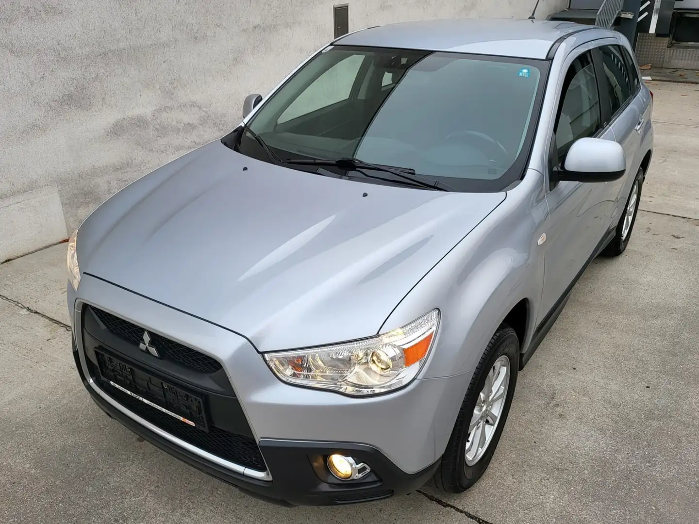 Mitsubishi ASX 1,8 DI-D LP Invite Plateado - 1