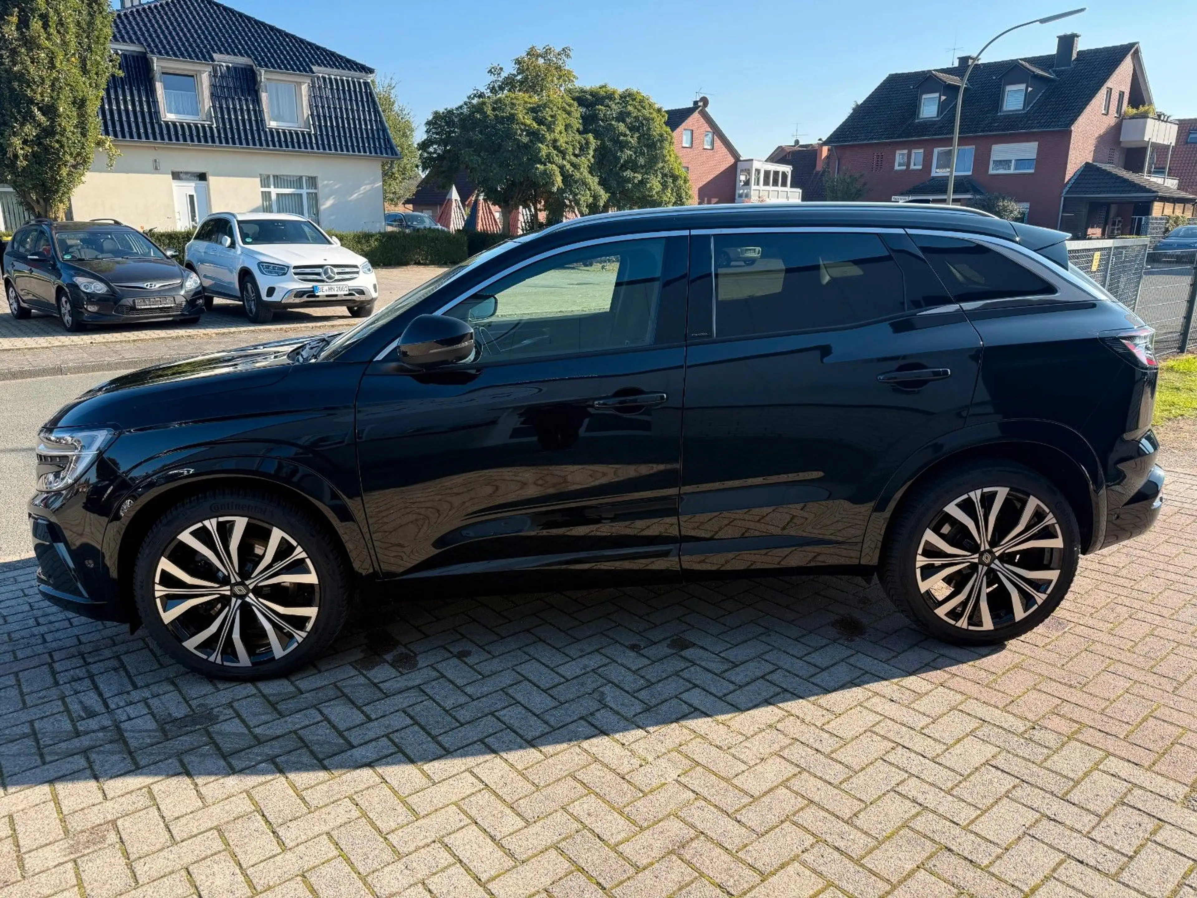 Renault Austral 1.2 E-Tech Full Hybrid 200 Iconic — photo 14