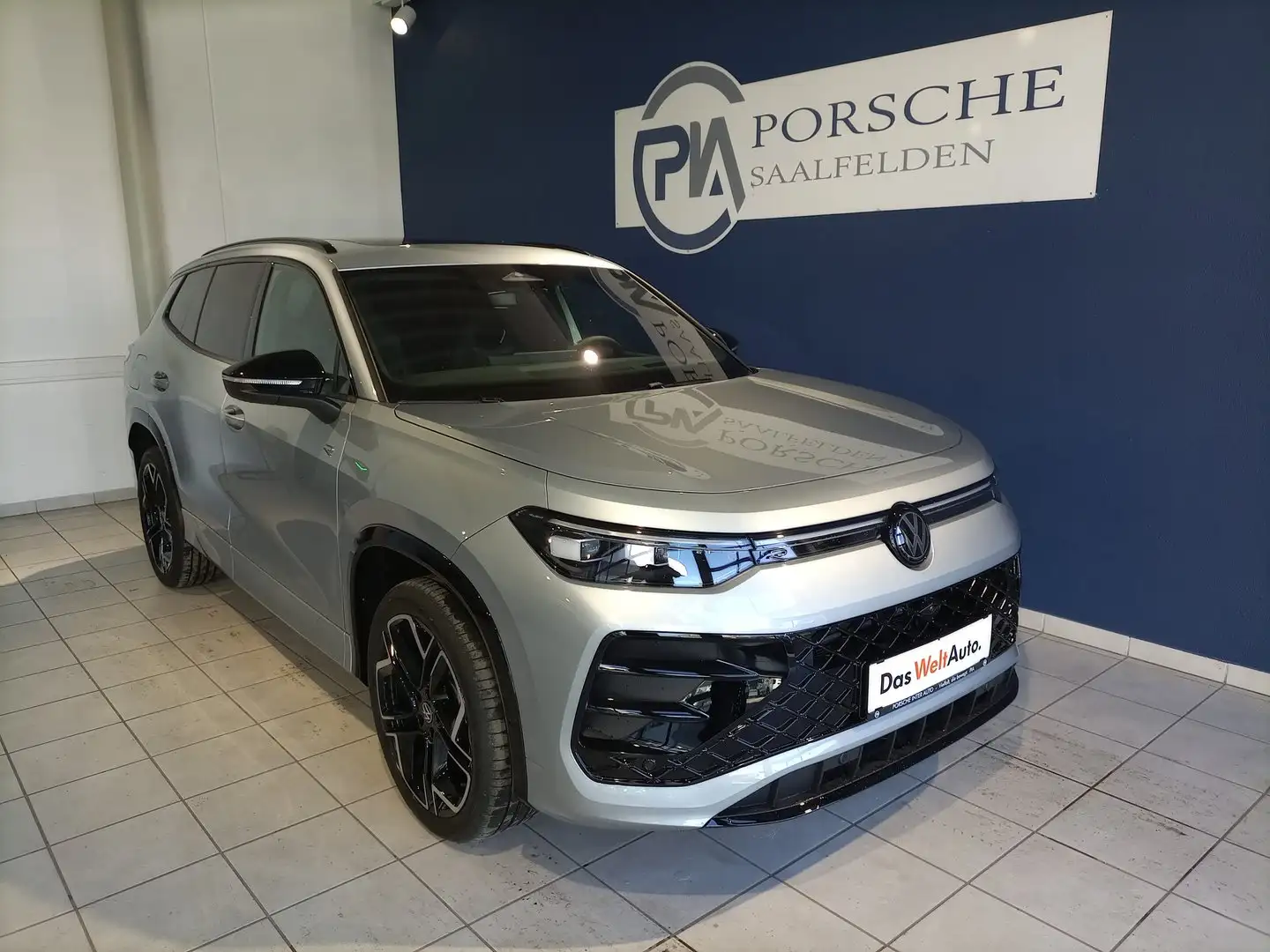 Volkswagen Tayron Sport eHybrid DSG 150kW Silber - 1