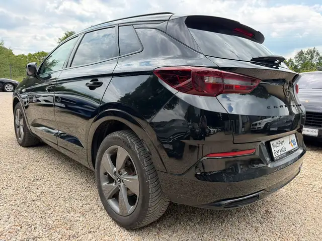 Opel Grandland X view 6