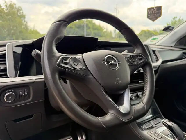 Opel Grandland X view 8