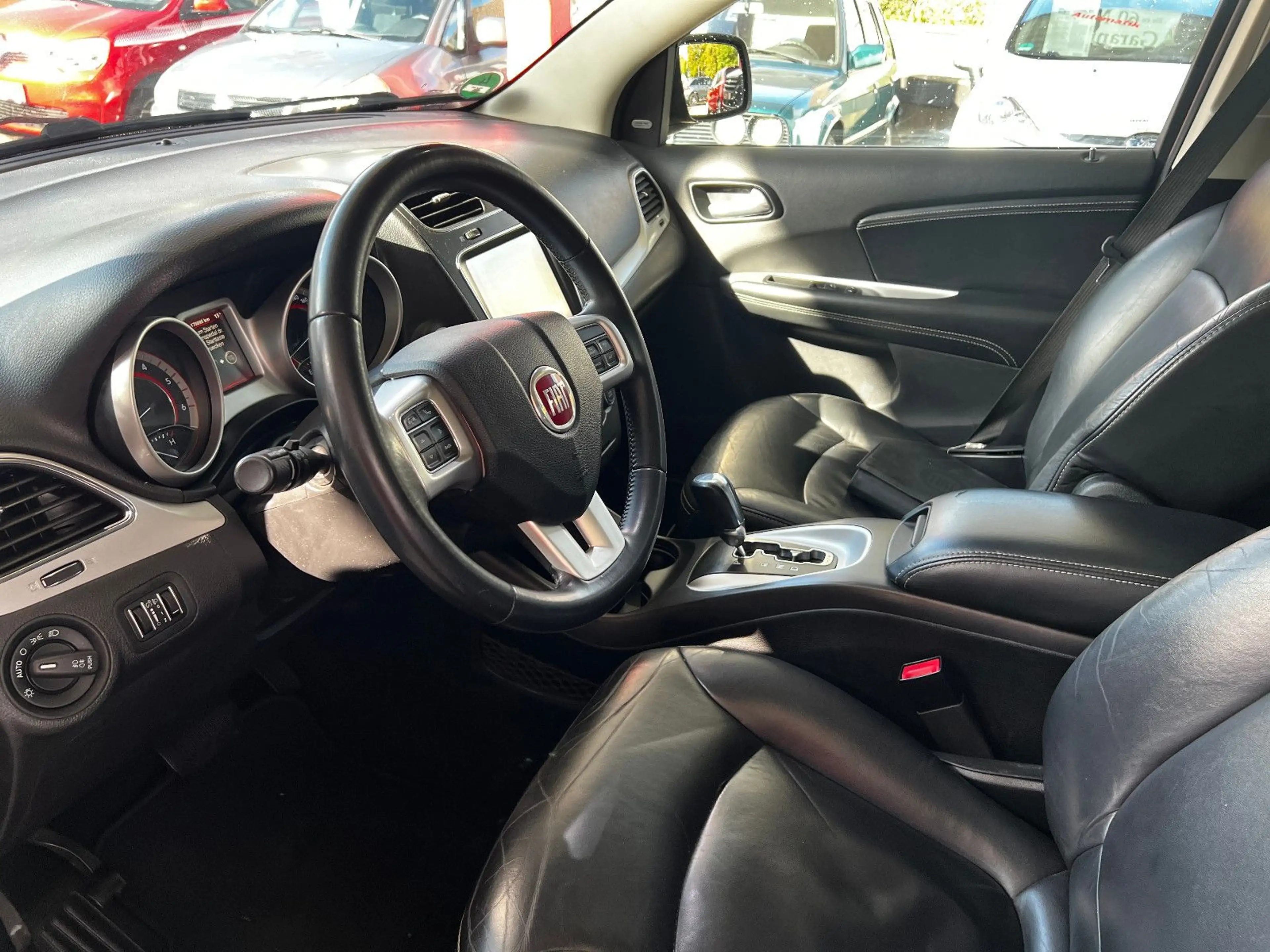 Fiat Freemont Black Code AWD I 7 Sitzer I TÜV — photo 11