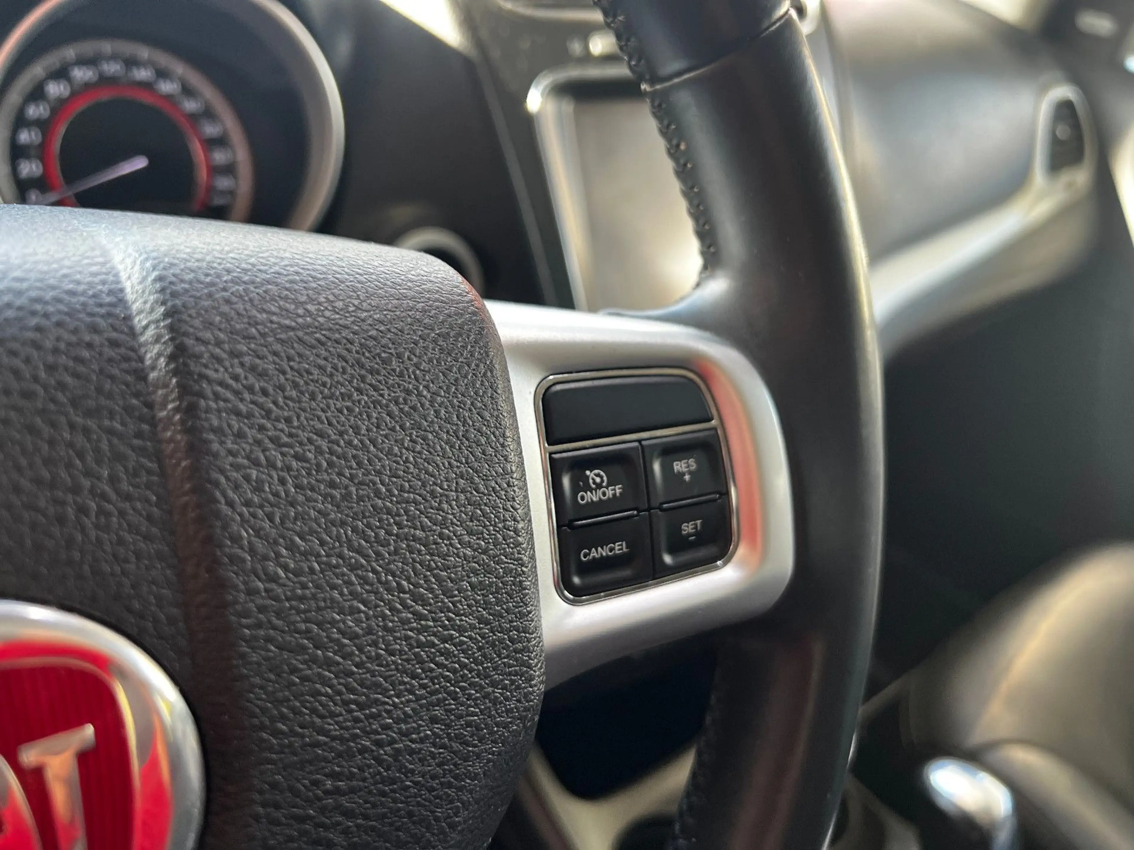 Fiat Freemont Black Code AWD I 7 Sitzer I TÜV — photo 10
