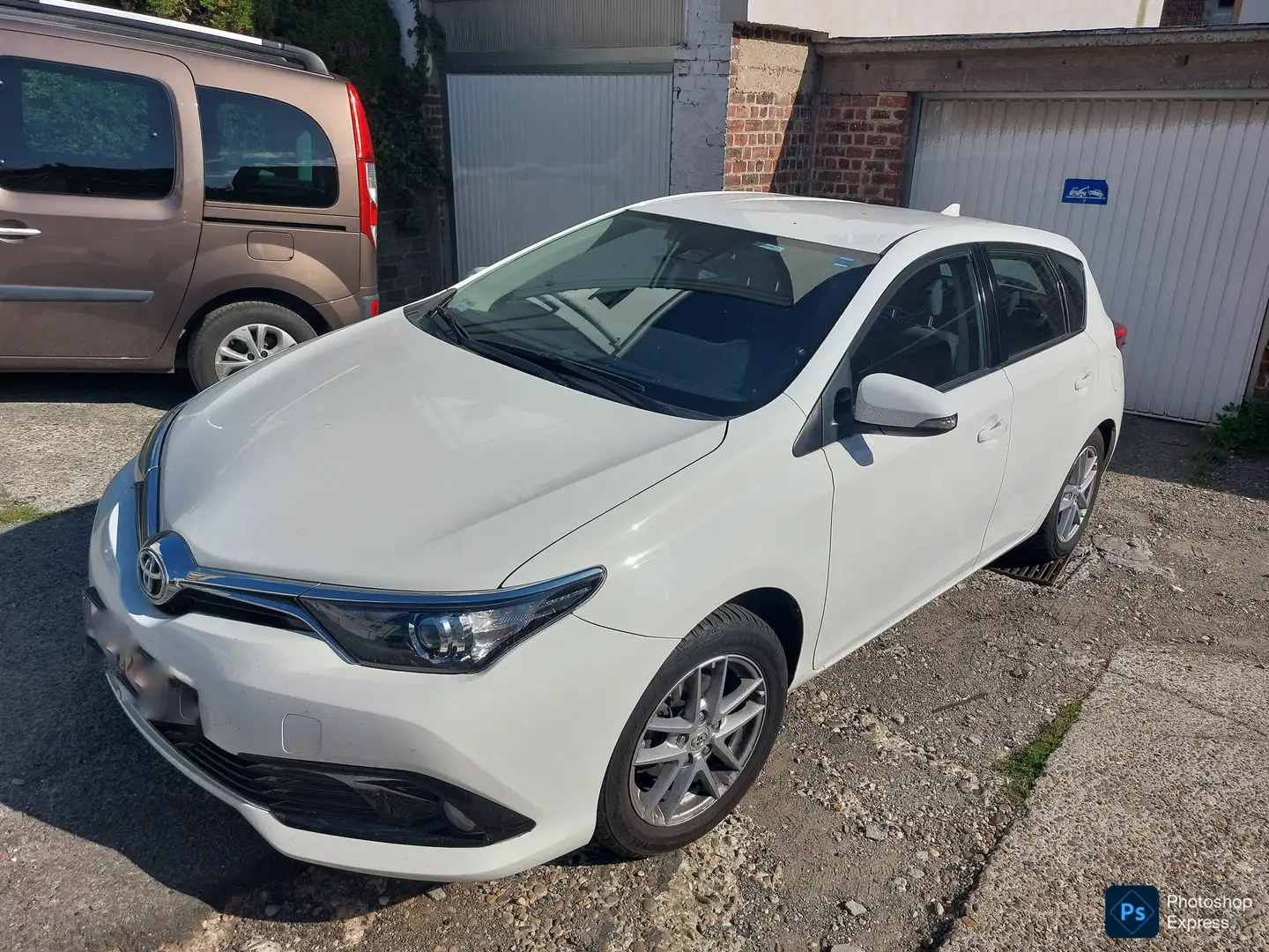 Toyota Auris Auris 1.33i VVT-i Comfort Blanc - 1