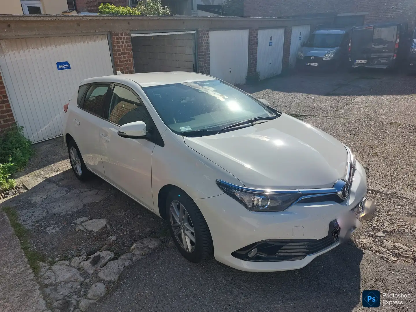 Toyota Auris Auris 1.33i VVT-i Comfort Blanc - 2