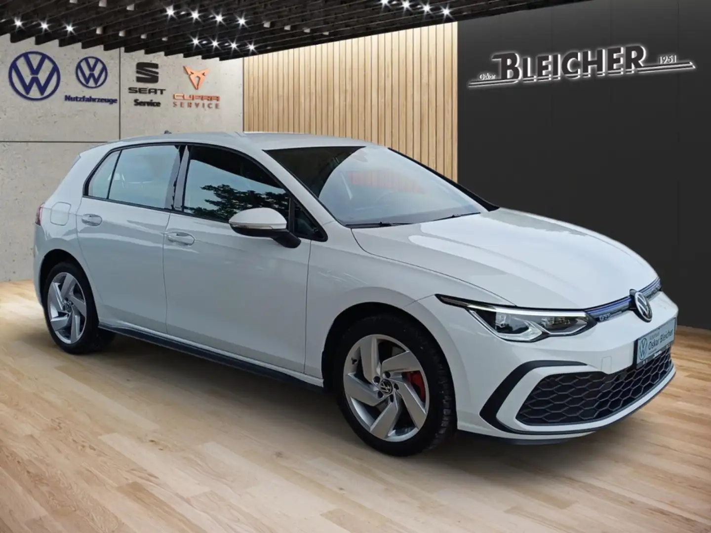 Volkswagen Golf VIII GTE 1.4 eHybrid    Navi+Sprachbedienung Blanc - 2