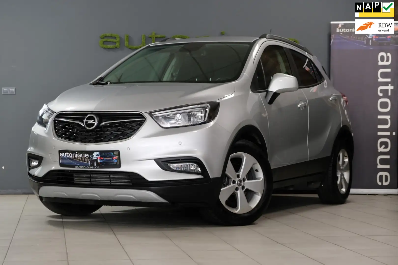 Opel Mokka X 1.4 Turbo Online Edition automaat 17dkm! Grijs - 1