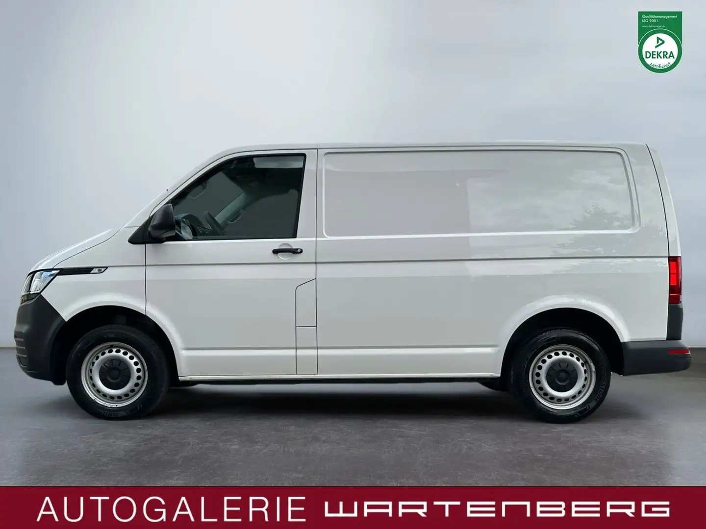 Volkswagen T6 Transporter 6.1 EcoProfi FWD/AHK/KLIMA/SHZ/BT Weiß - 2