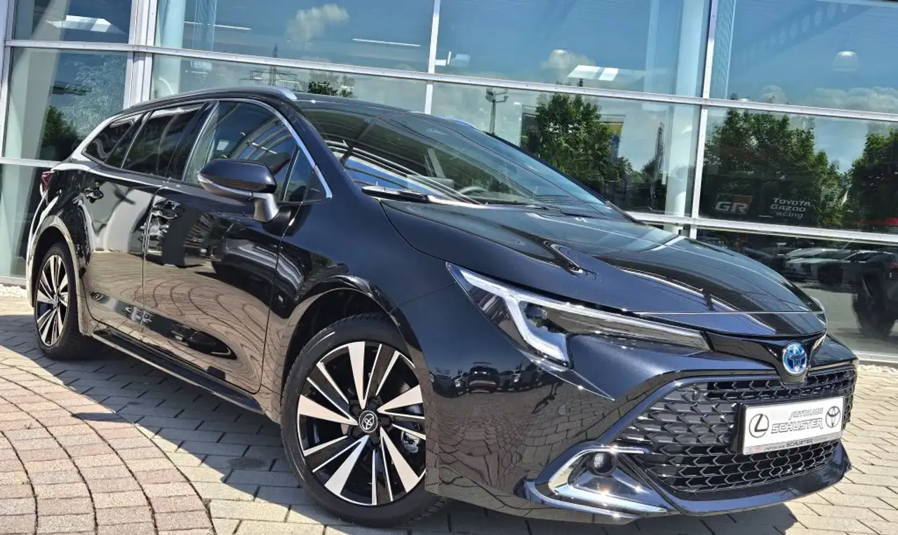 Toyota Corolla 1.8 Hybrid Touring Sports Teamplayer 2